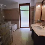 The Happy Goat Апартаменты *
